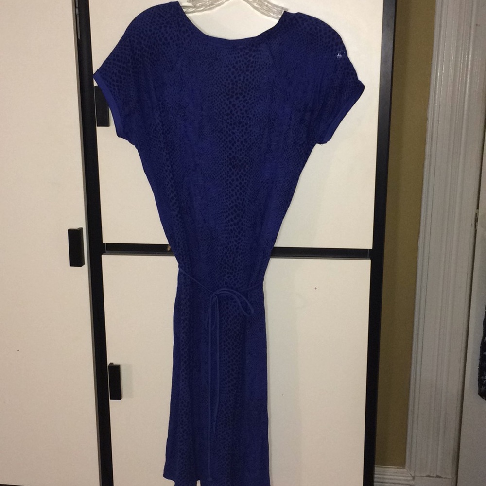 Dress - Picture 3 of 4